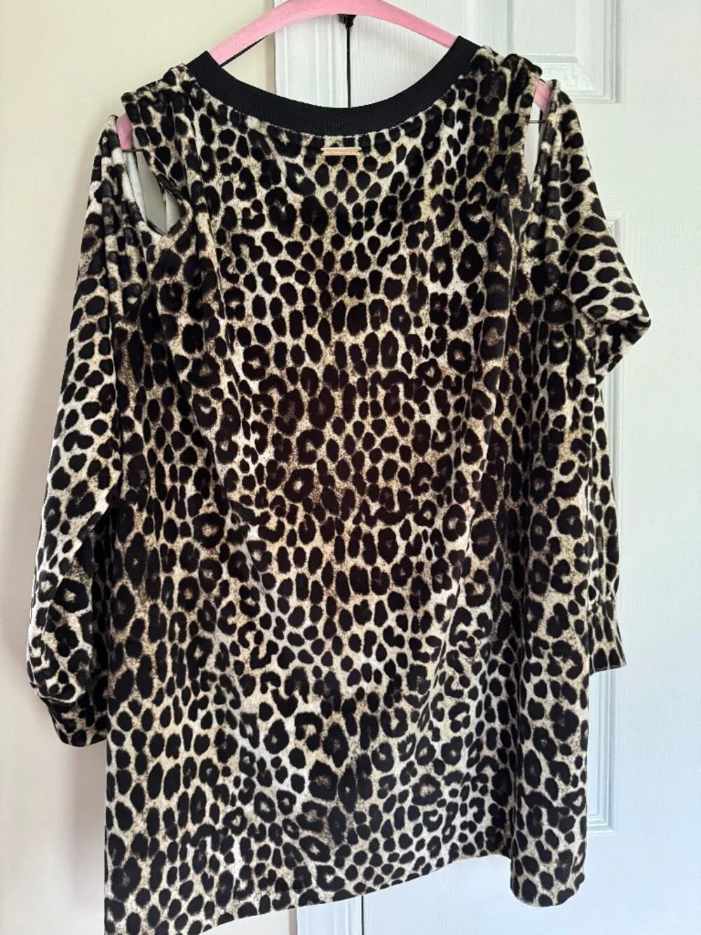 Michael Kors XL Super Soft Cheetah Print Long Sleeve Off the Shoulder Blouse EUC